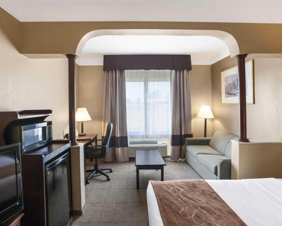 Comfort Suites Plainview Exteriér fotografie