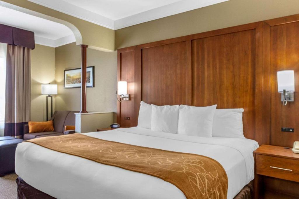Comfort Suites Plainview Exteriér fotografie