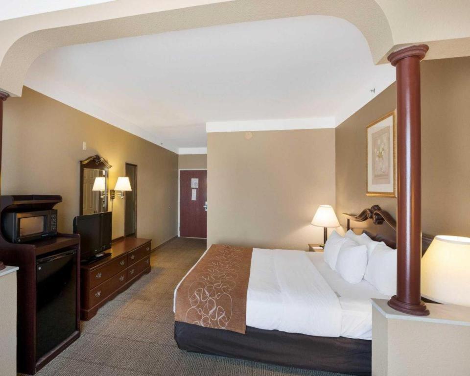 Comfort Suites Plainview Exteriér fotografie