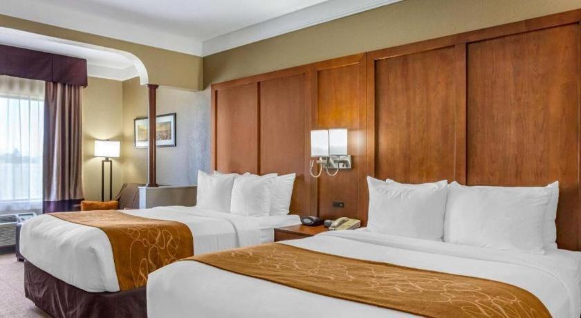 Comfort Suites Plainview Exteriér fotografie